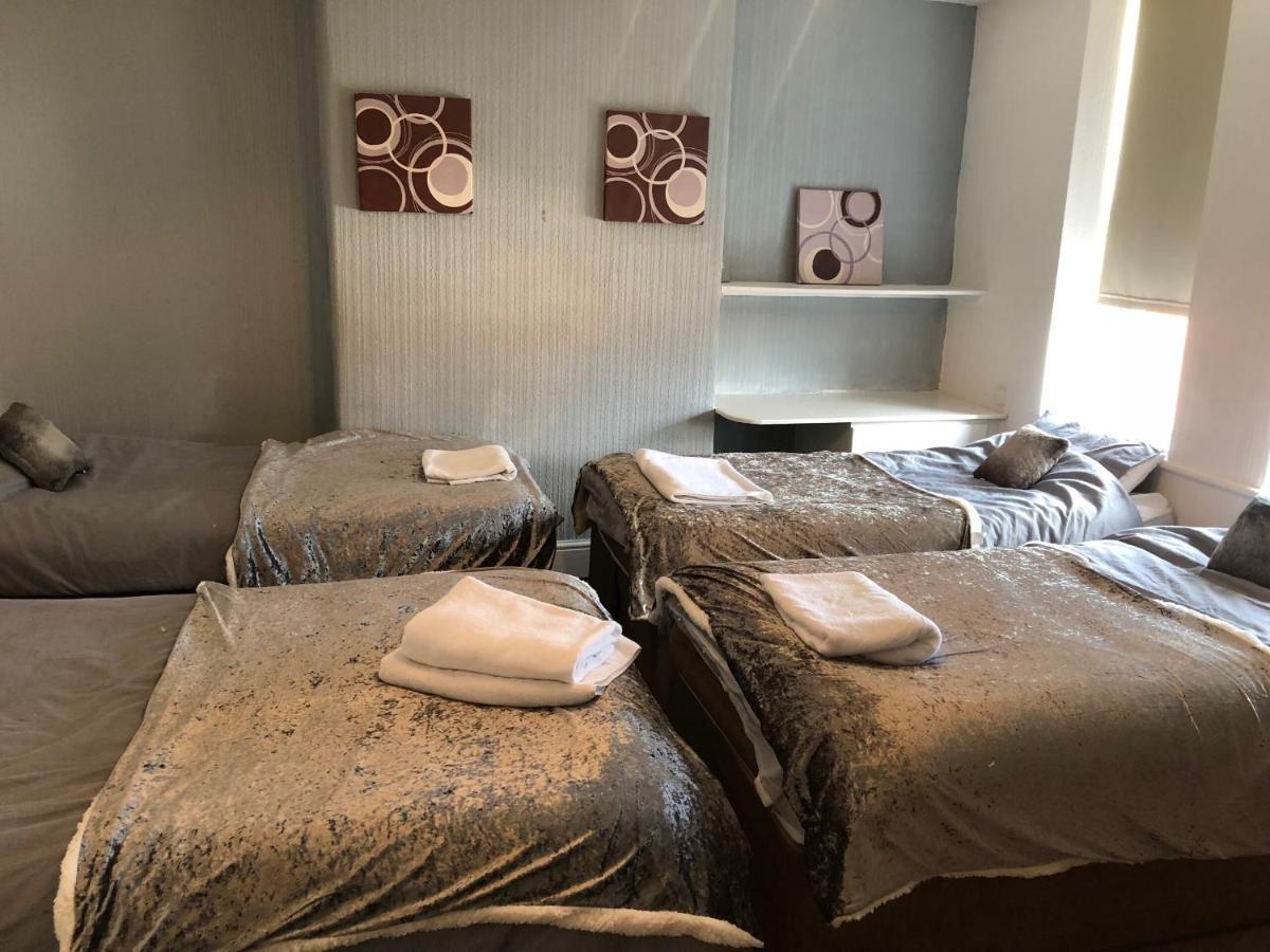 The Banjo Guesthouse Bootle  Δωμάτιο φωτογραφία